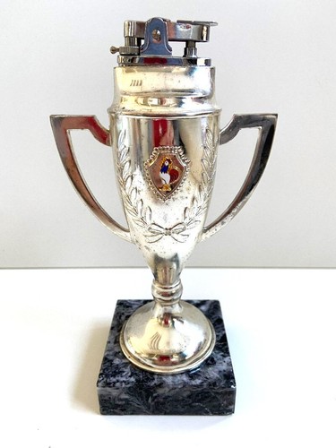 Ancien trophée coupe - ancien,
