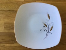 Assiette porcelaine création