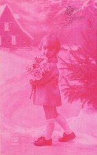 CP ROSE BONNE ANNEE ENFANT AVEC ROSES ENVOYANT DANS NEIGE - CHALET SAPIN