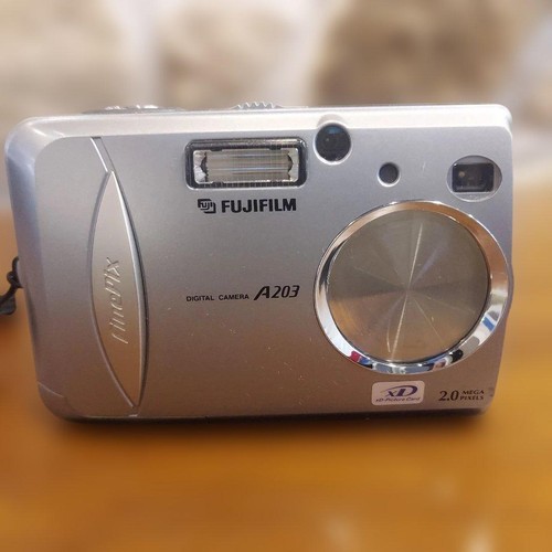 Fujifilm finepix a203 testé - fujifilm,