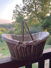 Joli panier en rotin, double