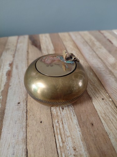 Ancien cendrier poche - de, en