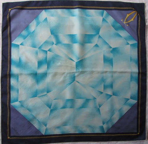 Superbe foulard must de - -superbe,