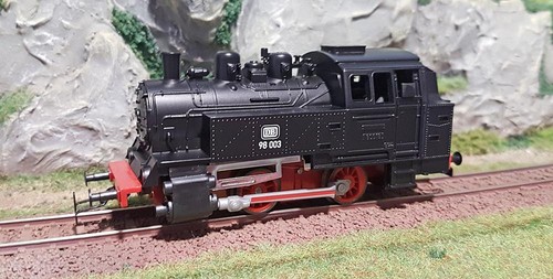 Piko 50500 locomotive - piko,