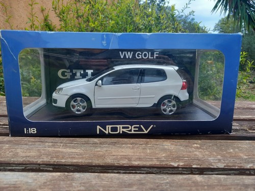 Norev volkswagen golf gti - 1/18,