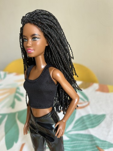 Poupée barbie fashionistas - barbie,