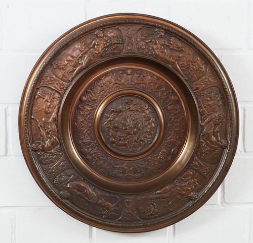 Assiette relief cuivre - en,