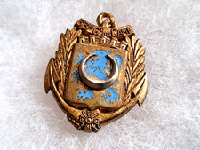 Un insigne militaire " 33°