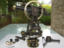 Théodolite  TROUGHTON & SIMMS Circa 1870 