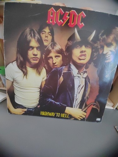 Highway hell par dc - to,