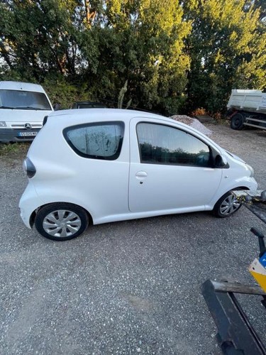 Cable ouverture capot toyota - ouverture,