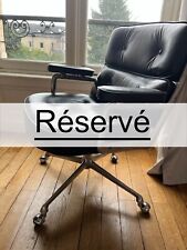 Lobby Chair Charles & Ray