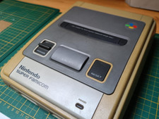 Nintendo Super Famicom SFC + JEU OFFERT !!  SHVC-001  working tested