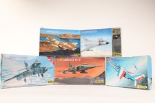 HELLER, un lot de 5 maquettes