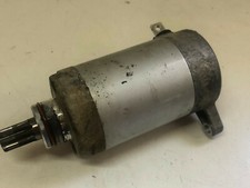 UN DEMARREUR MOTO YAMAHA 125