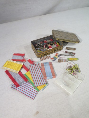 Ancien ensemble barettes - ensemble, de