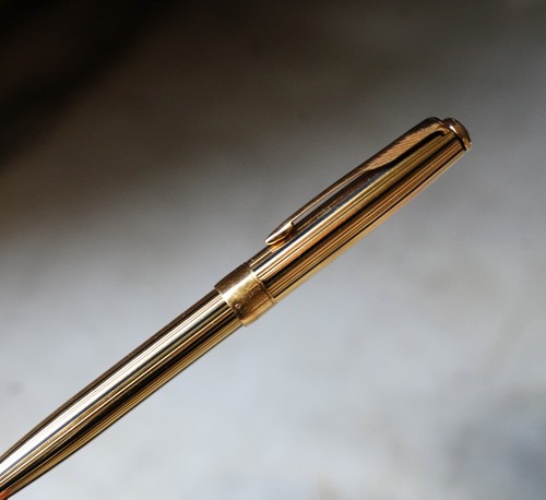 Magnifique stylo porte mines - stylo, porte-mines