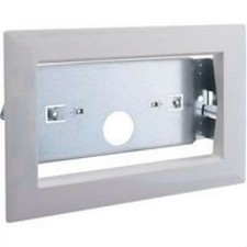 Legrand 062695 - Accessoire pour encastrement des blocs d'évacuation et BAEH