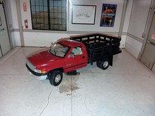 dodge ram 1/18