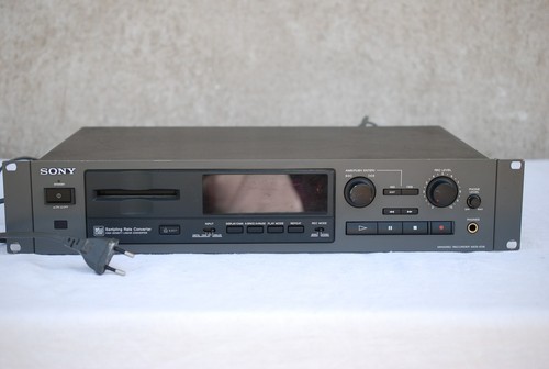Sony minidisc recorder - 1,