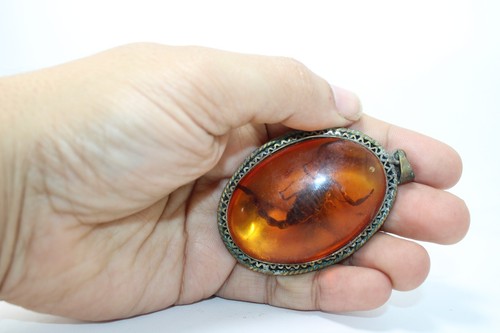 Rare collier ancien pendentif