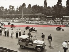 Photos : Départ HONDA CB 750 Four GATTI FALLETTA 500 Km MONZA 12/07/1970 #00054