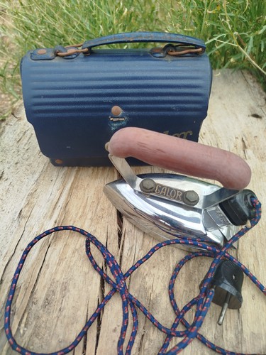 Ancien fer repasser - ancien,