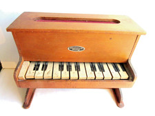 Jouet d'enfant Art Déco, piano tout en bois, marqué JOUJOUVILLE FRANCE