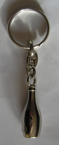 Rare porte cle - , perrier
