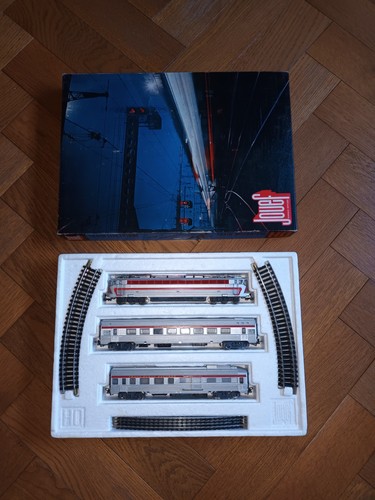Coffret locomotive wagon - wagon, rails