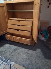 Armoire 46inw 62inh - armoire,