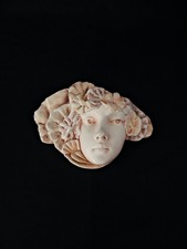 Masque mural en plâtre rose style Art Nouveau décor visage de femme & fleurs