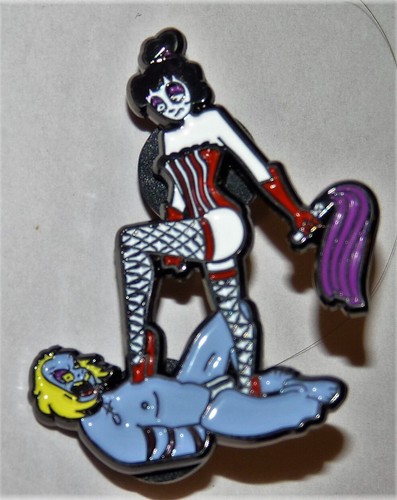 Pin pins femme - pin's,