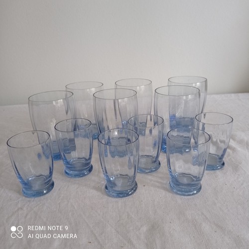 Verres eau bleus et 6 - 6, à