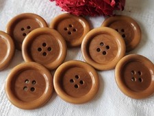 Lot 9 gros boutons anciens en