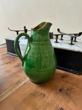 Pichet en céramique verte