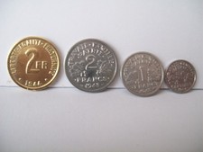 pièces 2 francs 1 et 50 cemtimes état francais 1944/43