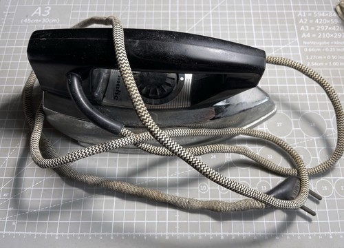 Vintage ancien fer repasser - ancien,