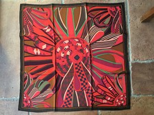 Foulard carré Hermès en soie