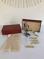 4⚜Ancien Petit Microscope Optico 408 Paris Vendu Avec 5 Plaques en Verre Vintage