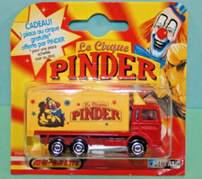 PINDER MAJORETTE FRANCE =