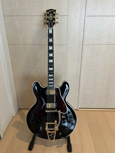 Electric guitar gibson - electric,