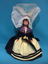 Poupée LE MINOR folklorique