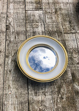 Miroir blanc et doré avec