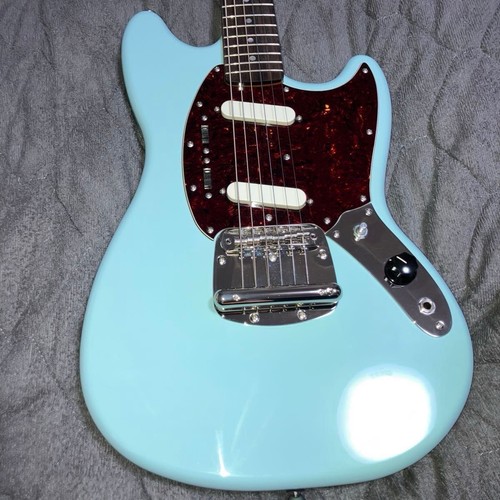 Guitare électrique squier - électrique,
