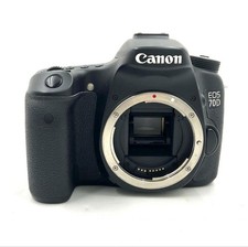 Appareil photo reflex numérique Canon EOS 70D avec objectifs Tamron excellent...