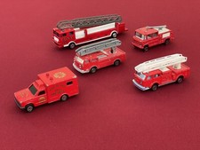 Jouets Anciens Lot MAJORETTE Voitures Camions 4x4 Pompiers Miniatures