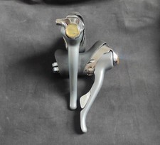 paire de leviers shifters Shimano 600 Tricolor ST-6400 2x8 vitesses 8 speed