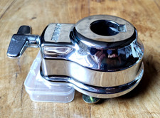 attache Embase Support de Toms