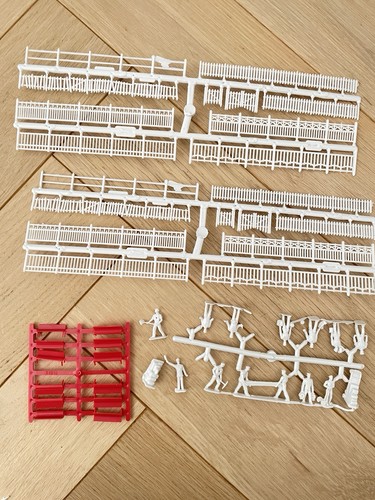 Lot mobilier miniature h0 - de,